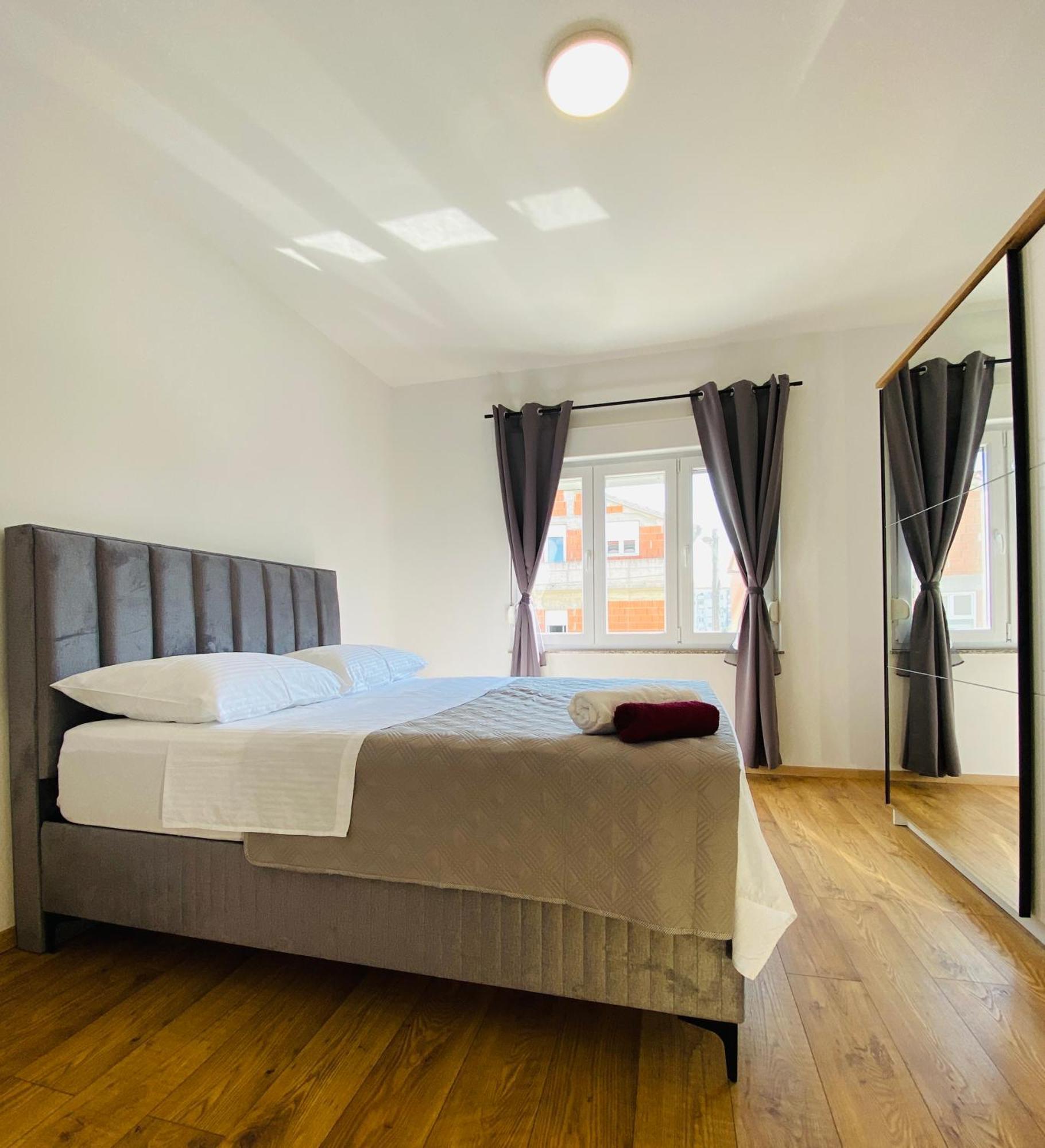West Apartments Задар Экстерьер фото